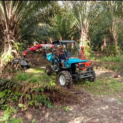 पीटीओ स्पीड 240-1340rpm और कृषि टायर के साथ पाम तेल बागानों के लिए ओपन कैब ट्रैक्टर
