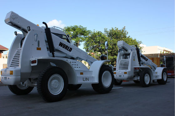 ओवरलोड सुरक्षा सुरक्षा सुविधाओं के साथ 8.2T टेरेन फोर्कलिफ्ट