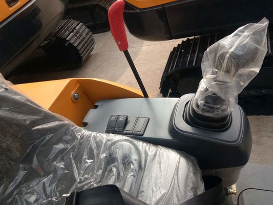 अधिकतम खुदाई गहराई 2450 मिमी अधिकतम उठाने की ऊंचाई के लिए छोटे क्रॉलर खुदाई 240 मिमी चाकू