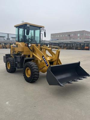 33kW/2400rpm रेटेड पावर और 267mm न्यूनतम ग्राउंड क्लीयरेंस के साथ शक्तिशाली छोटा बकेट लोडर